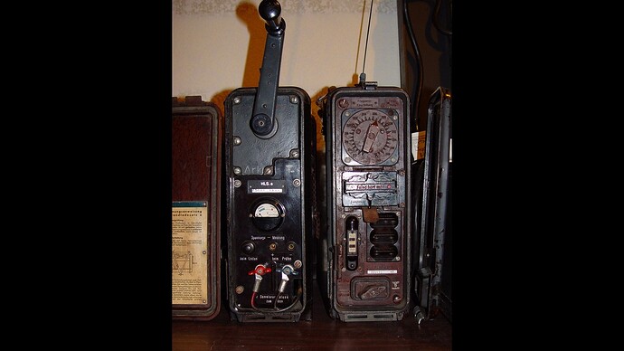 Field Radio Communicator-004