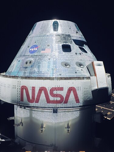 Orion_Artemis_I_Selfie_1