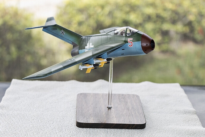 Focke-Wulf Ta 183 Huckebein 001
