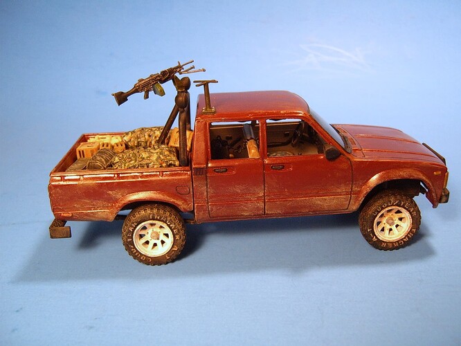 Toyota Hilux crew cab 012