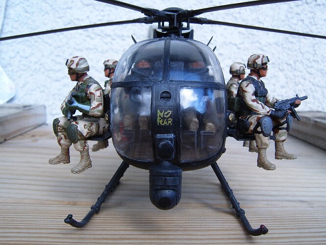MH-6J with Operators and Pilot 003