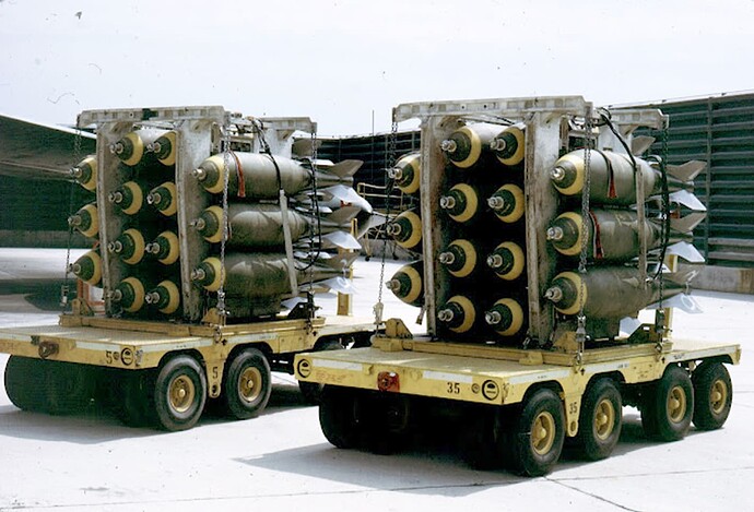 750 lb bomb racks picasaweb.google.com-110641582552621537021-UtapaoAFBThailand19701971-Gary James