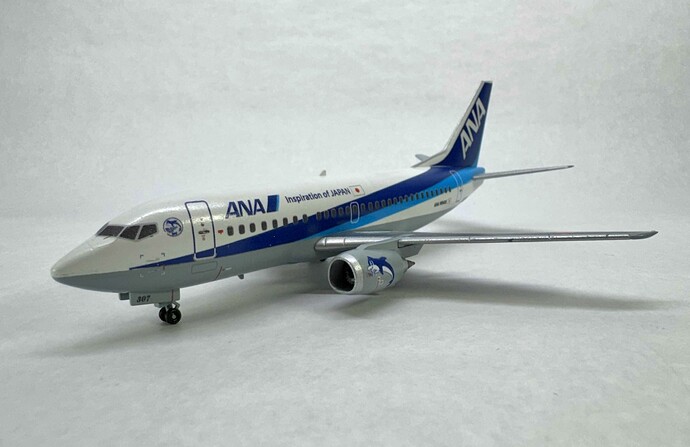 1/200 ANA 737-500 