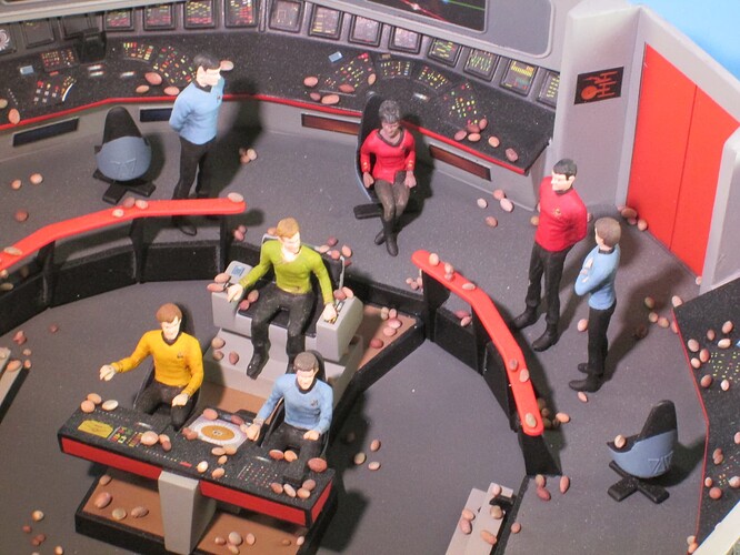 Trouble with Tribbles - ST.TOS - ERTL (3)