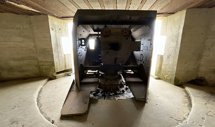 b8e015_0ea444c85176453fa88c7a3726f3f27b~mv2