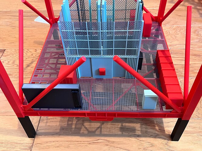 L200 Large Equipment Side2