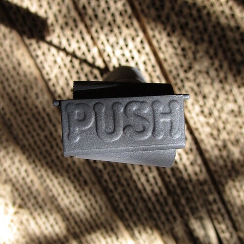 KoS1_Zines_17_PUSH_door