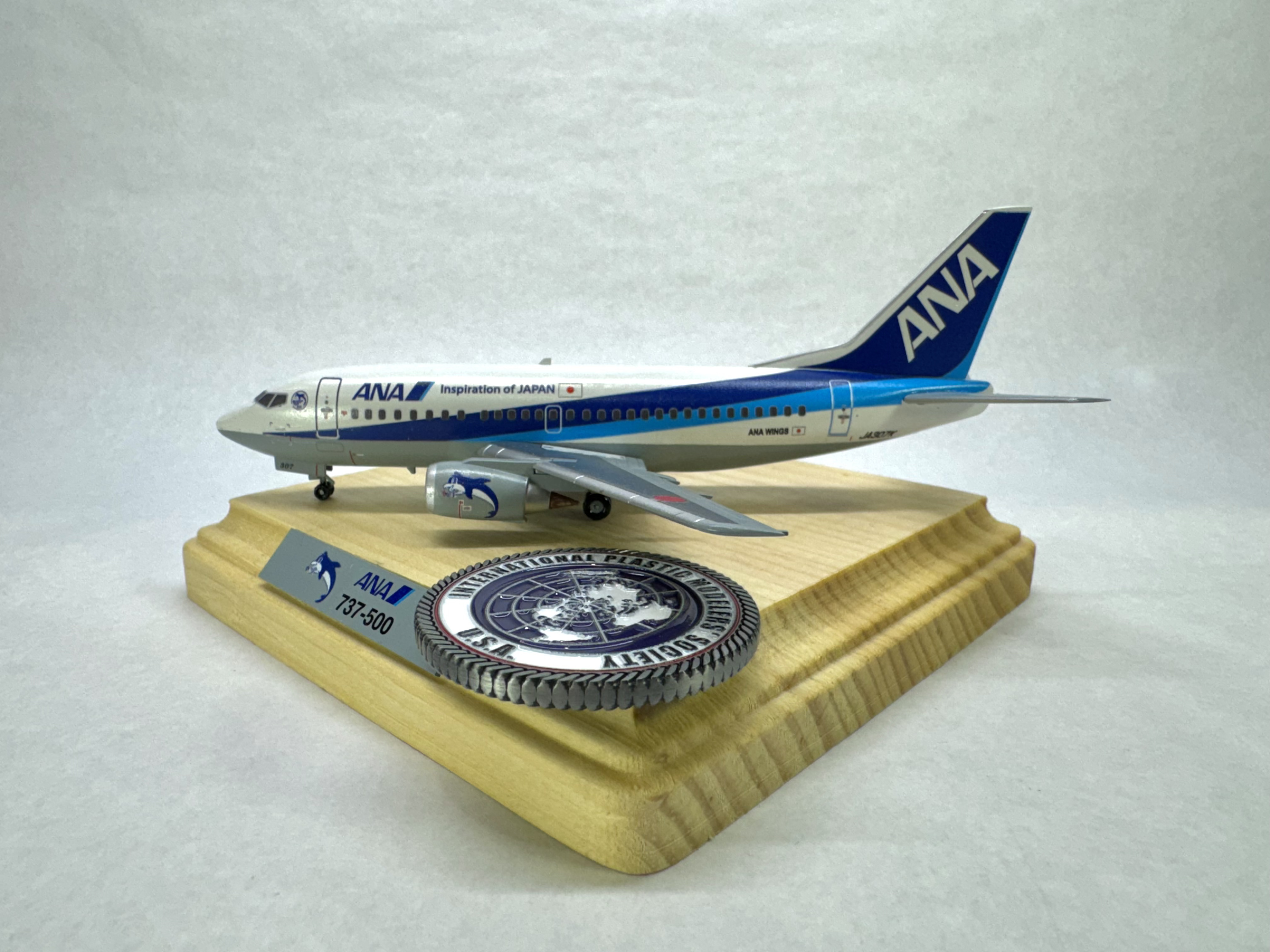 1/200 ANA 737-500 