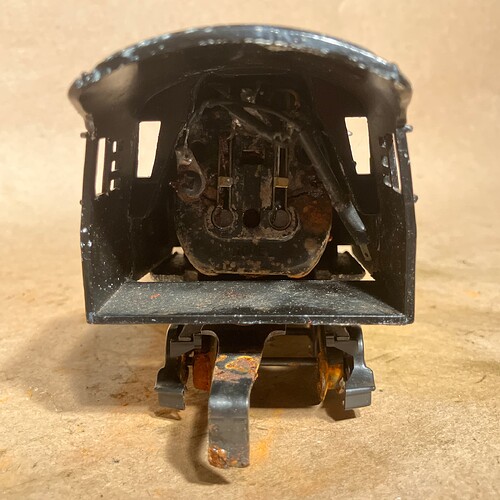 Lionel_8100_N&W_J_4-8-4_10