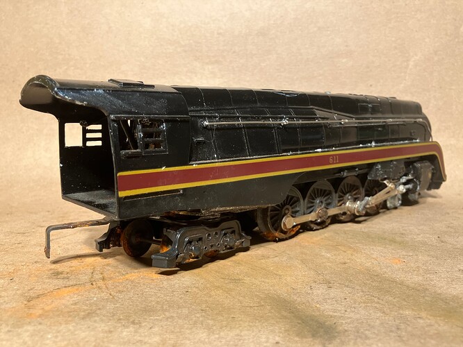 Lionel_8100_N&W_J_4-8-4_05