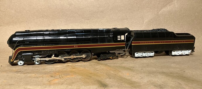 Lionel_8100_N&W_J_4-8-4_01