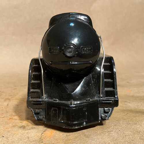 Lionel_8100_N&W_J_4-8-4_09