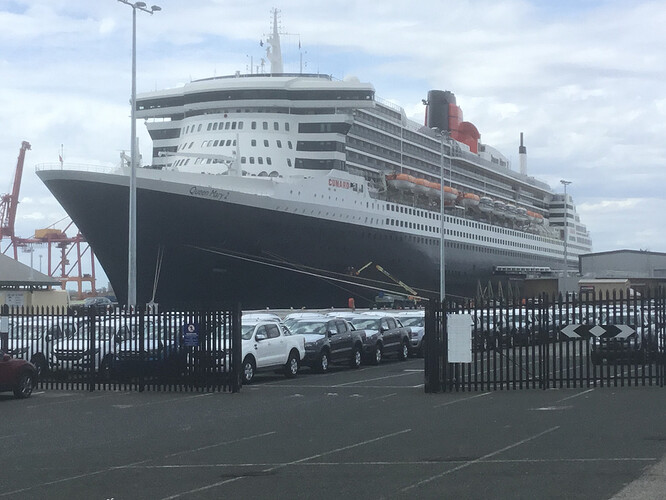 QM 2 in Fremantle,