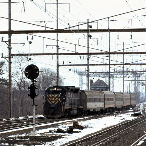 Rahway CNJ GP40-P #3679 east in Jan-76