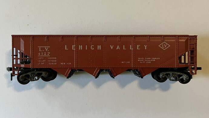 Athearn LV Hopper