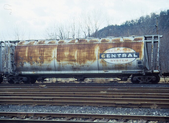 New York Central cylindrical hopper #885959. Altoona scrap line. November 1987