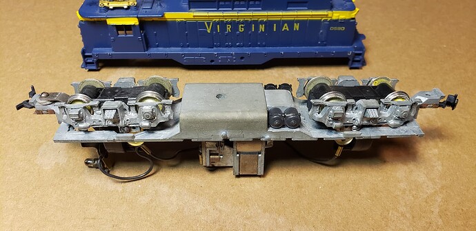 2026-01-05 Athearn locomotive rectifier engine (4)