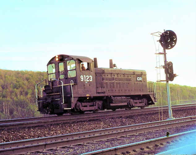 CR. Ex-PC SW-9 #9123. Bennington Interlocking, Gallitzin, PA. 5-5-77