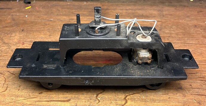 Kusan_Battery_Chassis_01