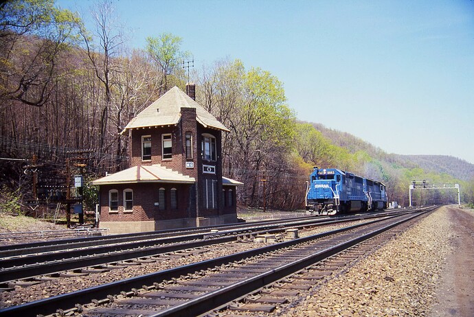 CR. MG Tower & pushers #6663 & friend returning to Altoona for more work. May 5, 1986