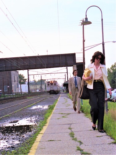 NJT. South Amboy, NJ. Communters departing MU train set #567  from NYC. Sept 1980.