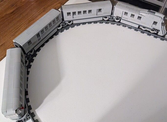 Pioneer Zephyr - real world MOC