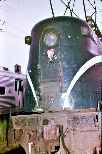 NJT GG-1 #4883   with PRR decal on front. South Amboy, NJ Sept 1983