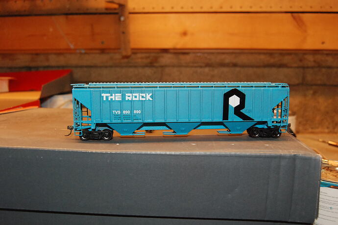 TVS 890890