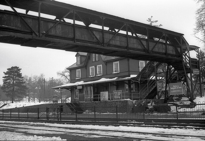 CNJ. Fanwood, NJ station. February 1972.