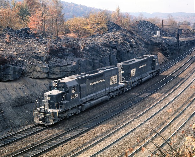Photo 21. SD-40 #6253, SD-45 #6131 Benny October 12, 1974