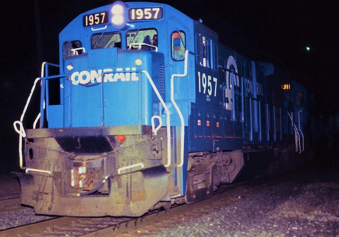 GE B23-7 #1957. WB Prospect Ave crossing, Piscataway, NJ. 1987