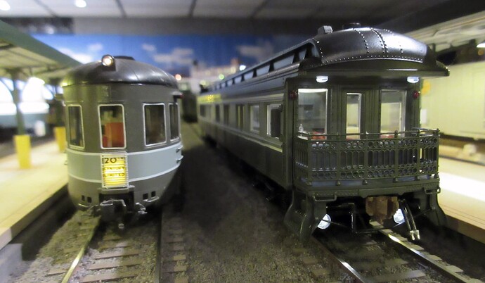 BLI Business Car NYC 11 end view