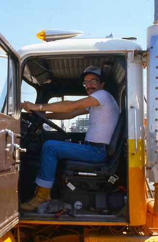PSEG truck. Barry. 1984. Photo Ed K.