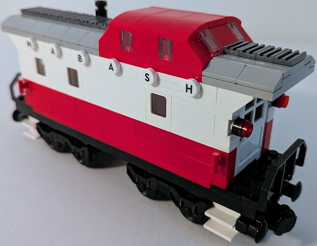 Wabash steamlined caboose - real world MOC - rear