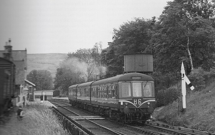 Robin Hoods Bay northbound Whitby