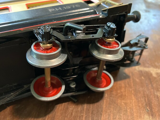Paya_Sleeper_Car_Repaired_Truck