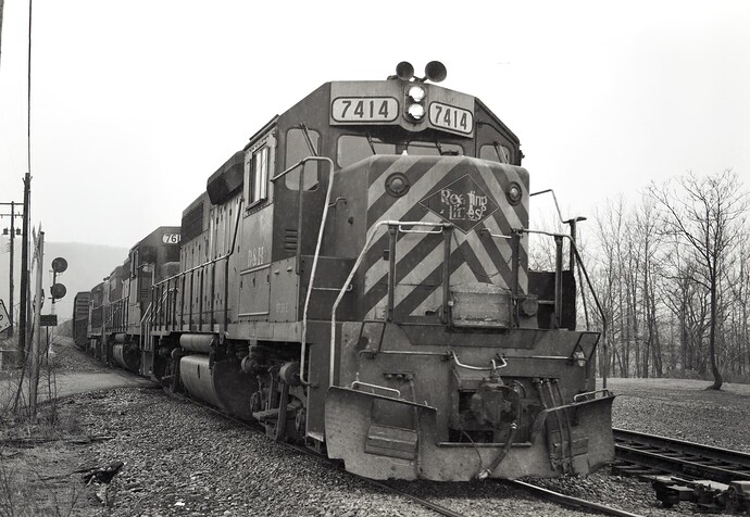 D&H. Ex-Reading GP39-2 #7414, GP38-2 #7616 & U23B #2314. S. Albert St, Allentown, PA. March 1980