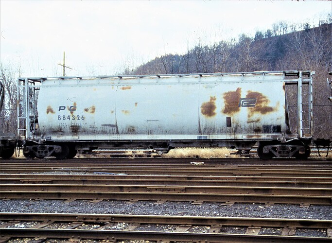 CR. PC clyndrical hopper #884326. Altoona scrap line. 11-87