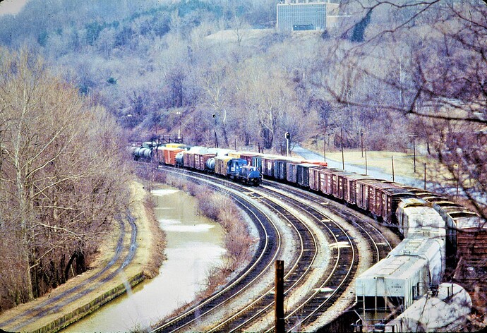 CR. Allentown, PA yards. Mar 1980
