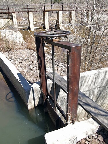 head-gate-water-flows-gates-rural-irrigation-system-41180725