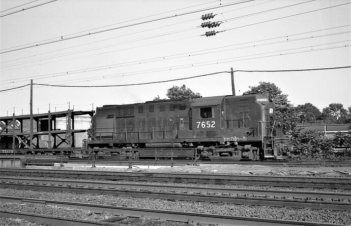 PC. RS-11 #7652 (PRR #8652, blt 1957) in 1973. No. Rahway, NJ