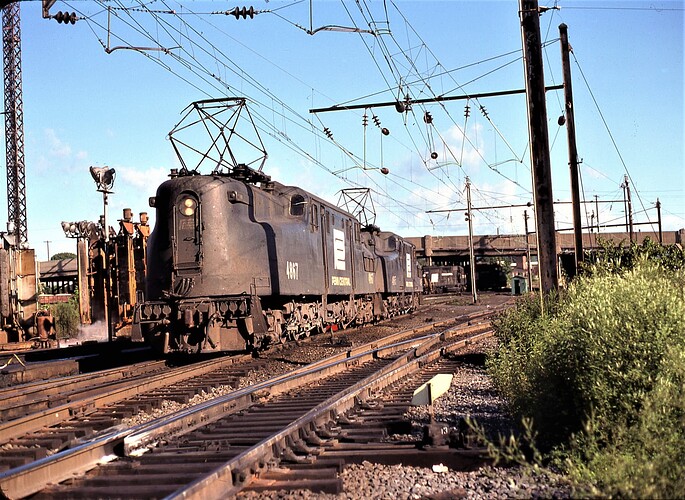 CR. GG-1 #4867 & #4865 at motor pit at the Harrisburg, PA engine house. July 15, 1976